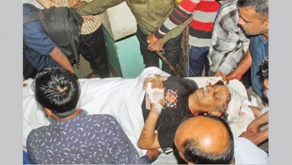 Prof Zafar Iqbal stabbed
