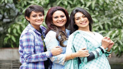 Prova, Richi, Aparna together 
in Talk of the Town