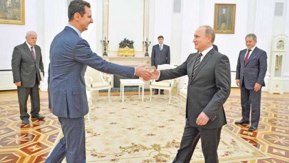 Assad makes surprise visit to Moscow