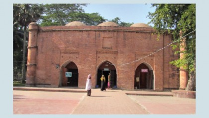 Qasba 
Mosque 