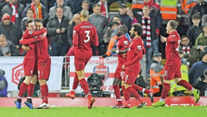 Rampant Liverpool thrash Arsenal