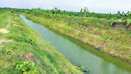 Re-excavation works of 4 canals on in Rajshahi