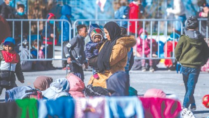 Refugee aid groups attacked as tensions rock Greek island