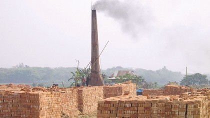 Regulating illegal brick kilns needed  