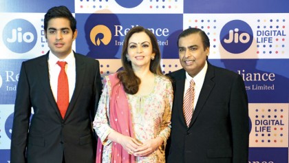 India’s Reliance announces launch of 4G mobile services
