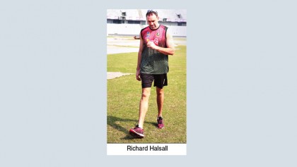 Halsall dismisses Chandika factor