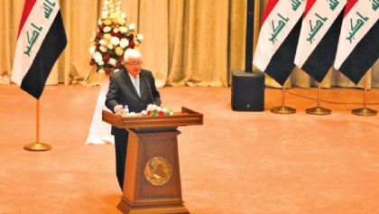 Rivals jostle as Iraq parliament meets