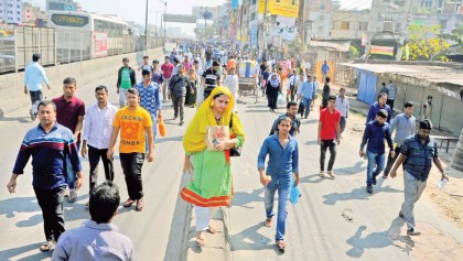 Road blocked for footbridge 