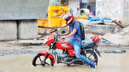 Many roads in the capital need urgent repair
