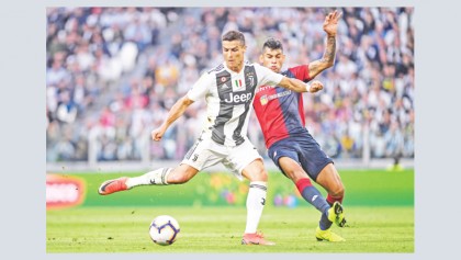 Ronaldo celebrates landmark goal