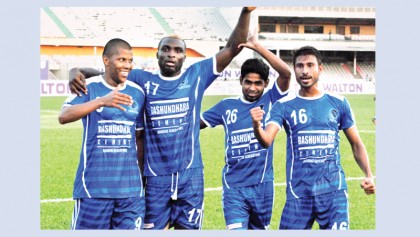 Russel book quarterfinal berth
