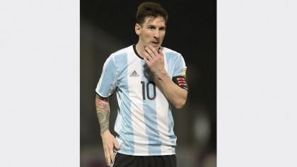Messi provokes outrage in Egypt by donating shoes