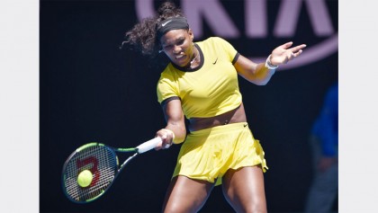 Serena, Federer book 3rd round berths