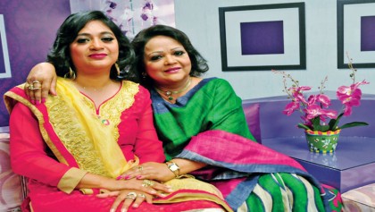 Sabina Yasmin sings duet with daughter 