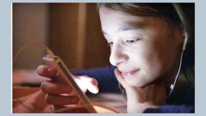 Safer Internet Day 
Young Ignore Social Media Age Limit