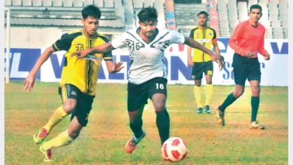 Saif Sporting keep hopes alive