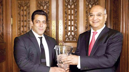 Salman Khan honoured with Global Diversity Award in United Kingdom