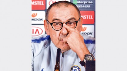 Sarri fears Chelsea ban will ruin title hopes