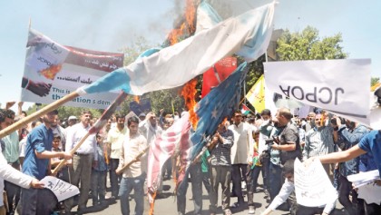 Chants against Saudi Arabia as Iran marks Jerusalem Day