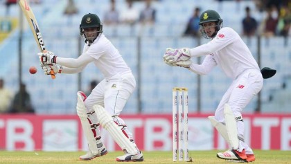Shakib, Mushfiq throw away wickets