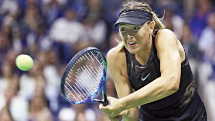 Sharapova makes a triumphant return 