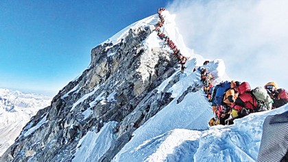 Sherpas slam Nepal’s plan to clean rubbish from Everest