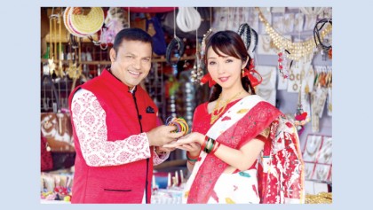 Siddiqur pairs up with Japanese artiste Mae 