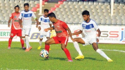 Soccer Feni thrash Baridhara