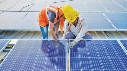 Solar power price slump casts shadow on India’s green future