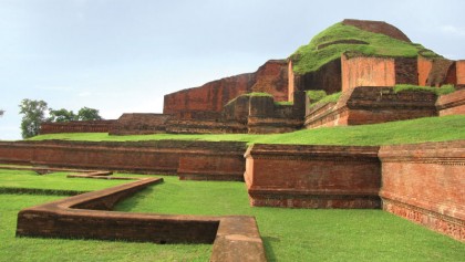 A famous Buddhist monastic institution of ancient Bengal