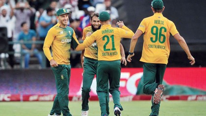 Morris claims last-ball win for SA