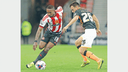 Sunderland ride on Defoe hattrick
