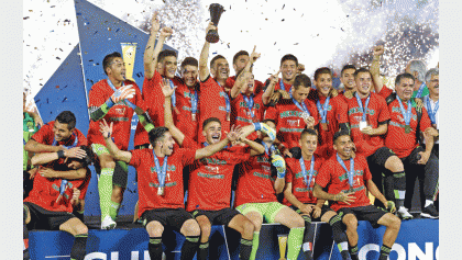 Mexico down USA to book Confederations Cup berth 
