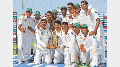 Pakistan thrash England for 2-0 series win