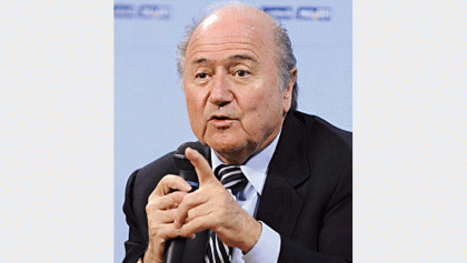 Top sponsors call for Blatter to quit