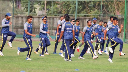 Star-studded Dhaka out to tame Khulna