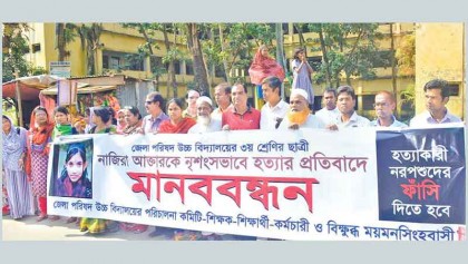 Students, teachers demand capital punishment of killer