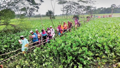 Students suffer for 
lack of bridge