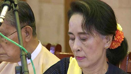 Suu Kyi lays down law on party discipline to new MPs