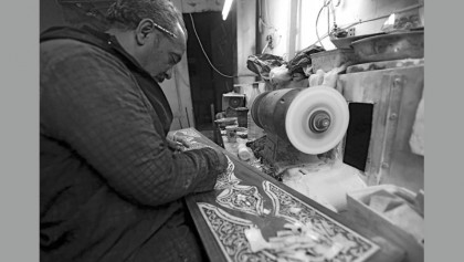 In old Damascus, war threatens Syrian handicrafts