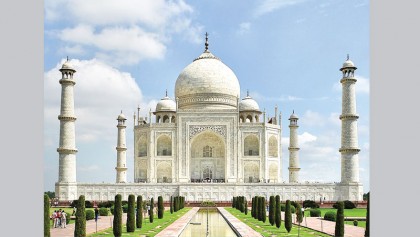 Taj Mahal built by traitors