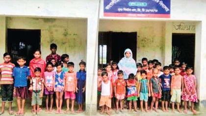 One-woman show at Tangail 
primary school