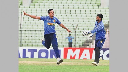 Mohammedan regain top spot in DPL