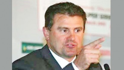 Taylors maiden fifty keeps England in hunt
