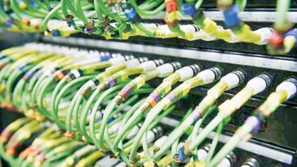 Can machines keep us safe from cyber-attack?
