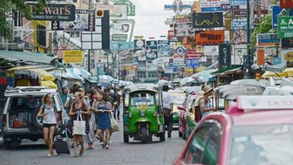 Thais bid goodbye to beloved King 