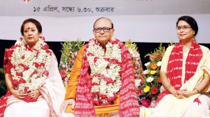 Three veteran artistes honoured together 