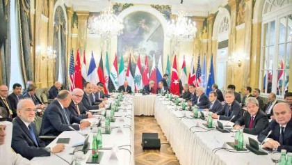 Mideast foes join key talks on Syria�s fate