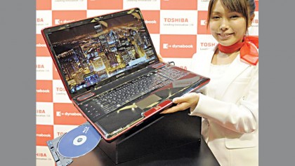 Toshiba warns of $4.5b annual loss