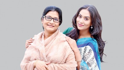 Two artistes from two generations in one frame
